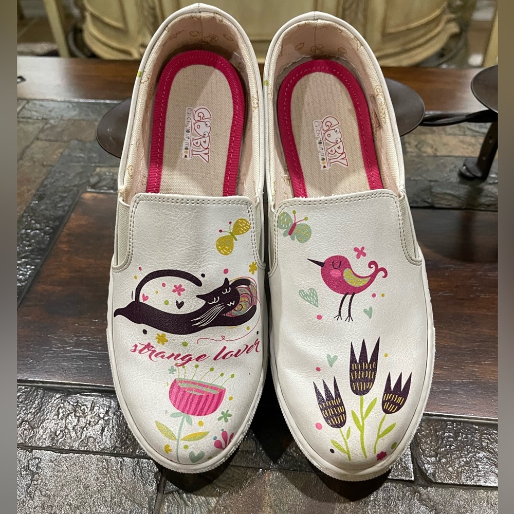 Goby Strange Love Slip on Sneakers